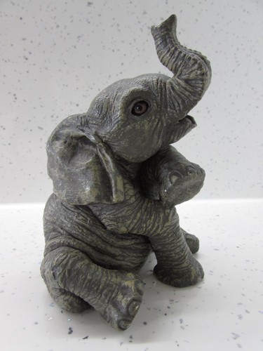 The herd elephant ornament - the,
