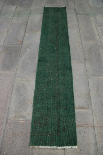 Green runner rug - rug, 1.4x7.9