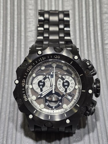Invicta gent wristwatch - gent's,