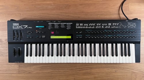 Yamaha dx7iid synthesizer - dx7iid,