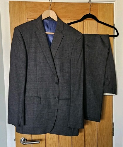 Moss bros savoy tailors guild - savoy,
