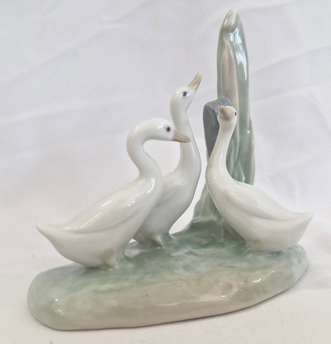 Nao lladro figurines - nao,