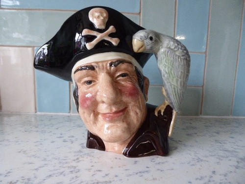 Royal doulton lge - royal, toby