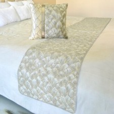 Ivory Jacquard King Bed