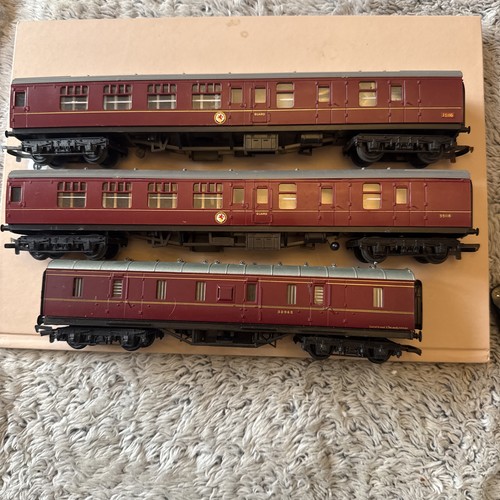 Tri ang mainline - &,