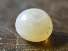 Japan Antique milk white Ojime