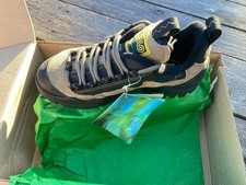 Asolo mountain sport woman's