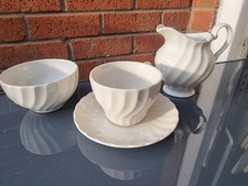 Crockery tea/coffee set 