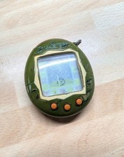 Bandai Tamagotchi Connection V2 Vintage 2004 -  Green Camo - See description