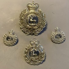 Set Of Four Thames Valley Constabulary Hat And Lapel Badges