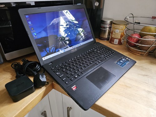 Asus x552e amd - a4, 240gb