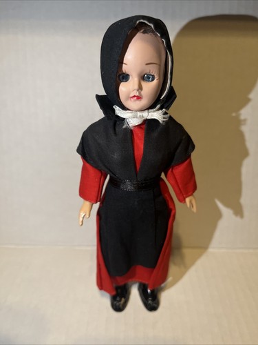 Vintage plastic amish - vintage,