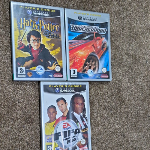 Nintendo gamecube game bundle - game,