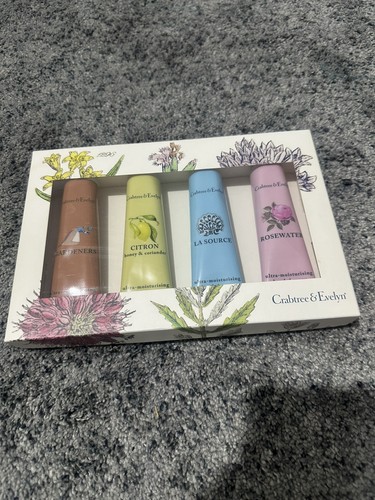 Crabtree evelyn hand - &,
