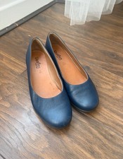 used cabin crew shoes