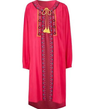 Simply Yours Embroidered Beach