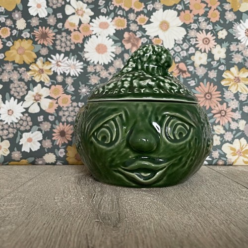 Sylvac parsley sauce face - parsley, pot