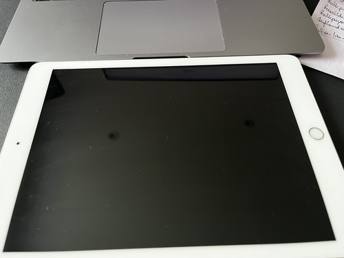 Apple ipad 6th - 6th, gen
