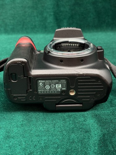 Nikon d5000 camera - nikon,