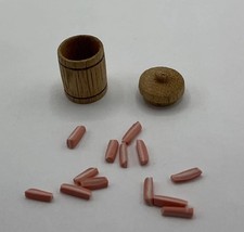 Dolls House Small Wooden Biscuit Barrel And Biscuits  (RET/85)