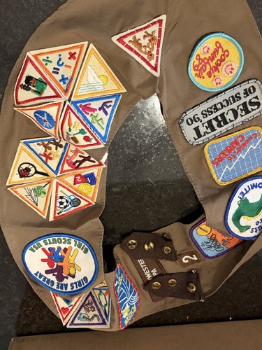 Vintage brownie girl scout - vintage,