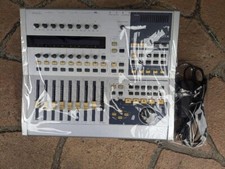 Yamaha 01X Digital Mixer Audio Interface - For Parts or Repair, AS-IS, Untested