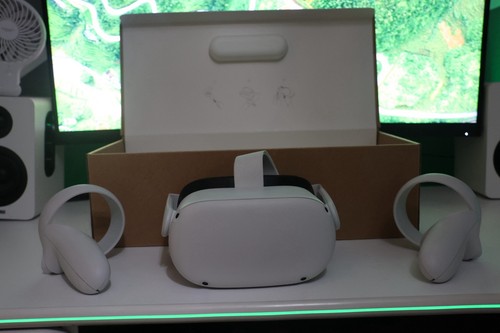 Oculus quest headset - quest,