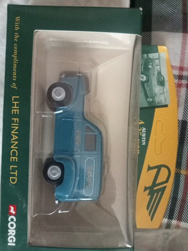 Corgi classics austin a35 - ,