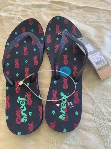 Nwt size htf reef women - size,