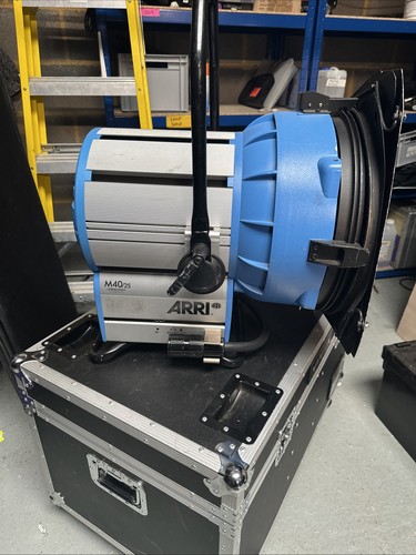 Arri m40 with power gems - power,