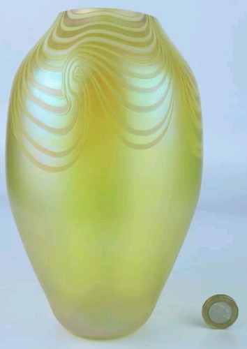 Okra vintage art glass - okra, vase