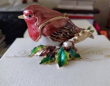 Hidden treasures robin - hidden,