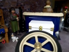 White Trunk To Suit A Mamod Roadster SA1. Scale accessories.