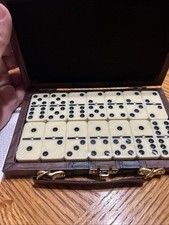 Vintage 28 Piece Double Six