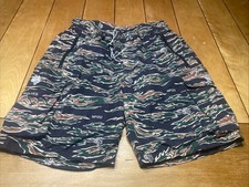 Darc Sport Shorts Men Large Green Tiger Stripe Camo Elastic Waist Zip Pockets