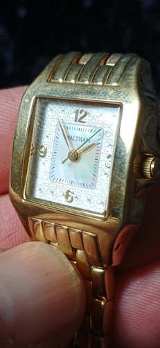 Gold colour ladies unisex - gold,