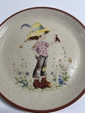 purbeck pottery plate collectable 7 inches Uniqie design 