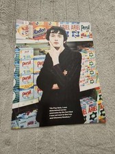 FPOT323 MAGAZINE PIN UP