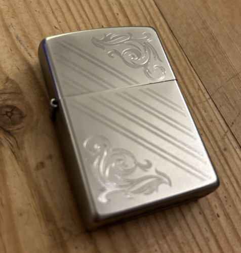 Zippo 205 planeta florentine - 205,