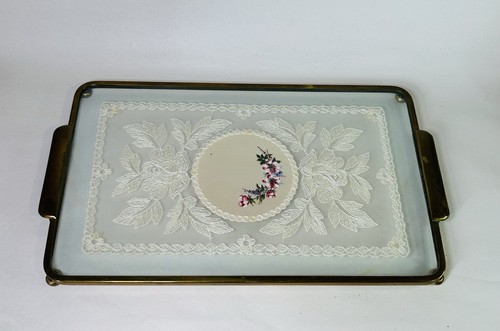 Antique petite point - petite,