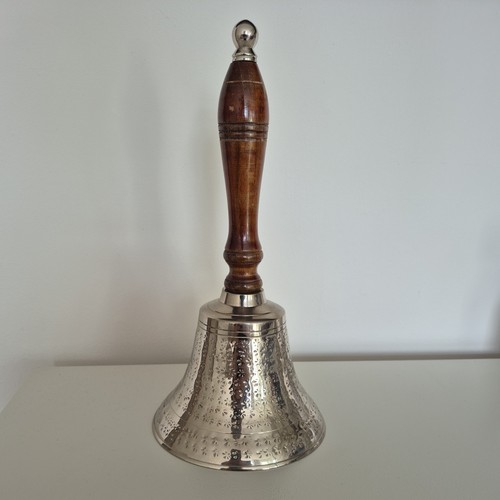 Large traditional style school - large,