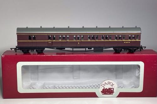 Dapol e24 surburban composite - dapol,