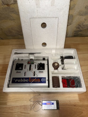 Vintage radio transmitter - radio,