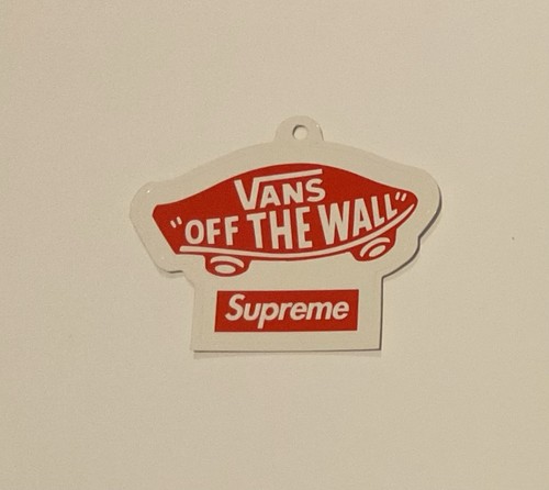 Supreme vans off the wall - x,