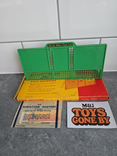 Dinky toys road - hoarding,