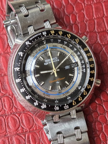 Seiko sports 7015 - seiko,