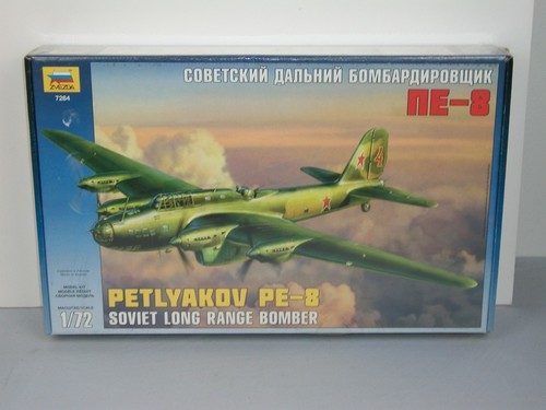 Zvezda scale petlyakov - 1/72,