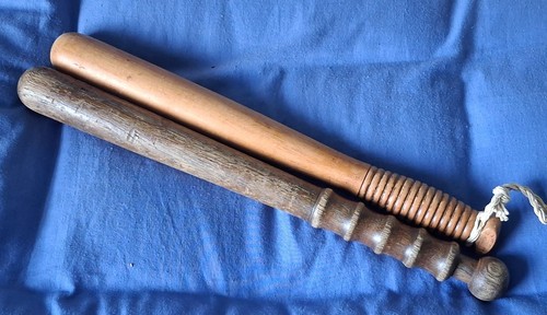 Vintage wooden police - 2x,