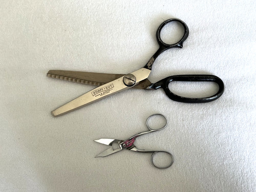 Vintage scissors dressmaking - ,