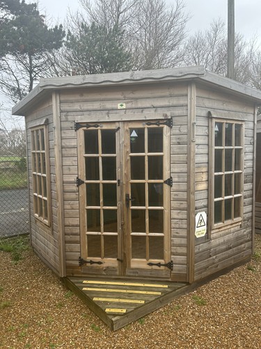 8x8 corner pent summerhouse - pent,